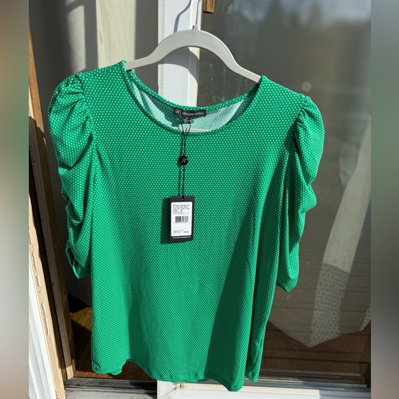 NWT Women’s Adrianna Papell Green Blouse - Picture 3 of 5